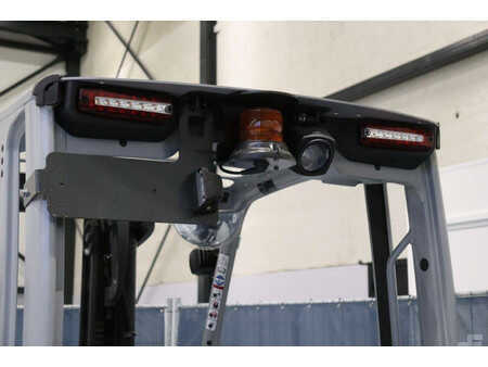 Carrelli elettrici 4 ruote 2023  Still RX60-50 (16)