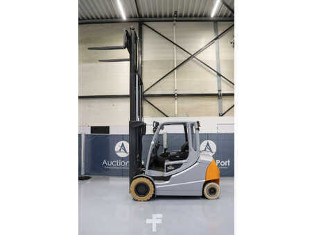 Carrelli elettrici 4 ruote 2023  Still RX60-50 (31)