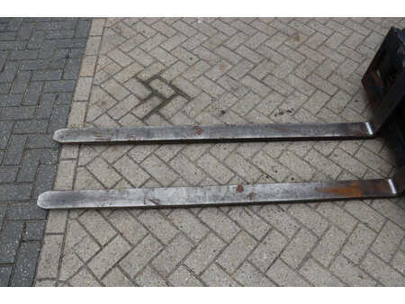 Elektro 4 Rad 2017  Toyota 8FBM20T (11)