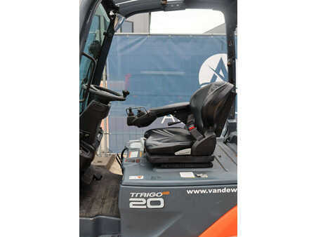 Elektro 4 Rad 2017  Toyota 8FBM20T (21)