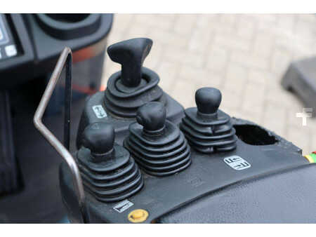 Elektro 4 Rad 2017  Toyota 8FBM20T (27)