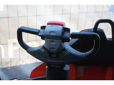 Wózki niskiego podnoszenia 2020  Toyota LPE250 (11)