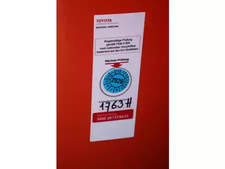 Wózki niskiego podnoszenia 2020  Toyota LPE250 (14)