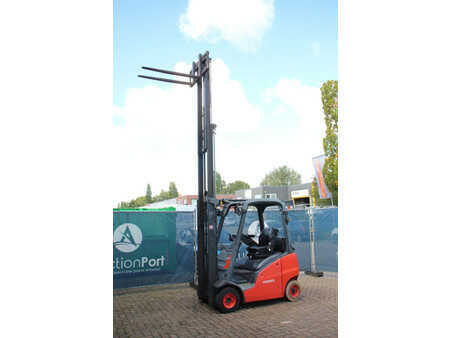 Wózki gazowe 2014  Linde H14T-C1 (30)