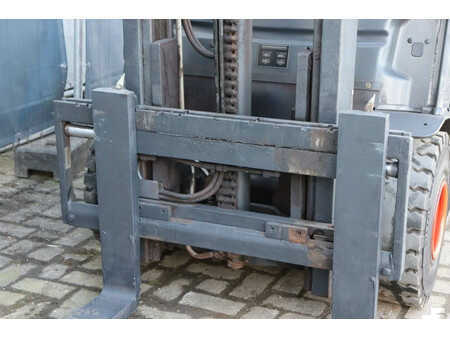 Carrelli elettrici 4 ruote 2015  Linde E25-01 (10)