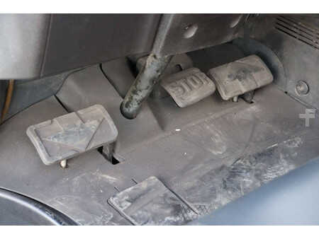 Carrelli elettrici 4 ruote 2015  Linde E25-01 (26)