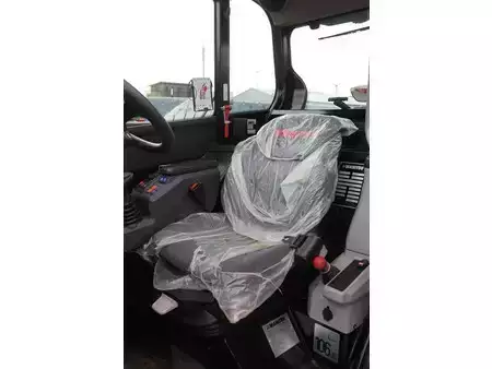 Verreikers (vast) 2023  Manitou MLT 741-140 V+ (24)