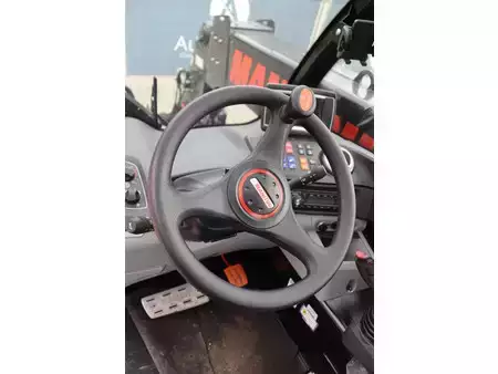 Verreikers (vast) 2023  Manitou MLT 741-140 V+ (27)