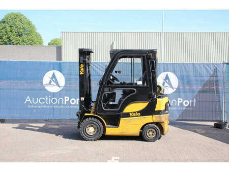 Wózki gazowe 2016  Yale GLP20SVX E2175 (2)