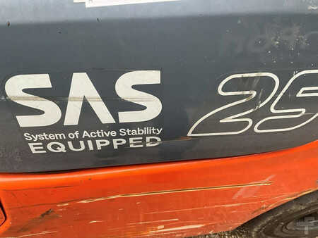 Gasoltruck 2001  Toyota 42-7FGF25 (14)