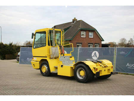 Terminaltraktor 2014  Terberg YT182 (3)