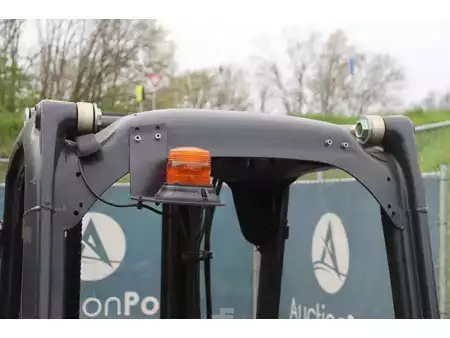 Eléctrica de 4 ruedas - Fenwick E 16 Evo (17)