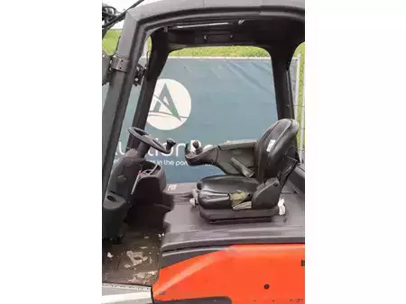 Eléctrica de 4 ruedas - Fenwick E 16 Evo (20)