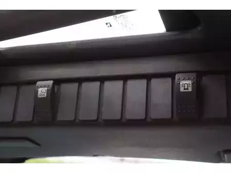 Eléctrica de 4 ruedas - Fenwick E 16 Evo (26)