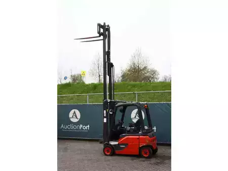 Eléctrica de 4 ruedas - Fenwick E 16 Evo (32)