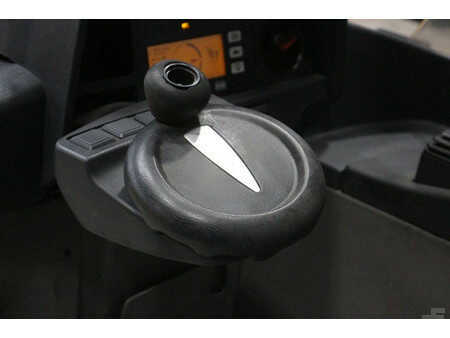 Reachtrucks - Jungheinrich ETV 214 (16)