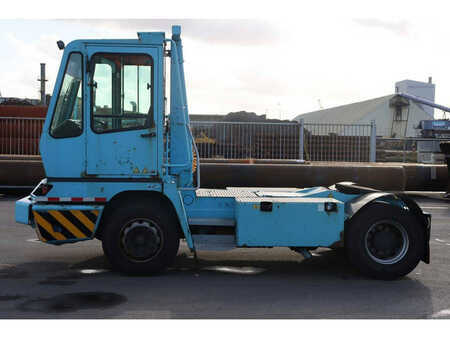 Terminaltraktor 2014  Terberg YT222 (3)
