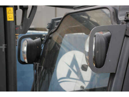 Sähkö - 4 pyör 2015  Linde E25-01 (13)