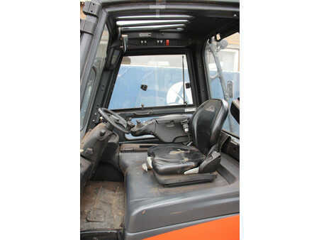 Sähkö - 4 pyör 2015  Linde E25-01 (20)