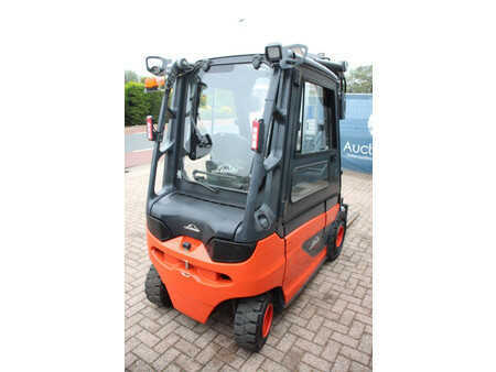 Sähkö - 4 pyör 2015  Linde E25-01 (5)