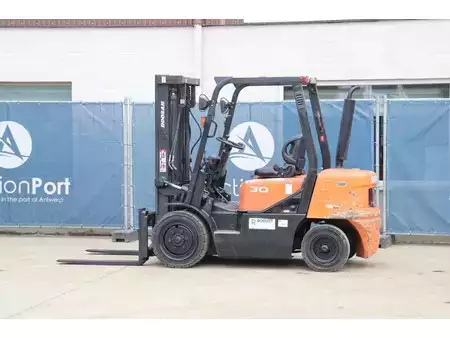Dieseltruck - Doosan 30 (3)
