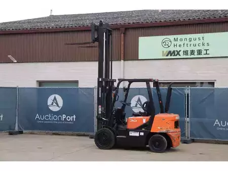 Dieseltruck - Doosan 30 (36)