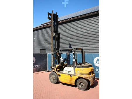 Dieseltrukki 1999  Halla HDF35A (28)