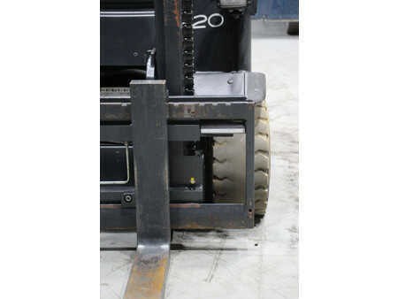 Elektrisk- 4 hjul 2012  Linde E20L-01 (12)