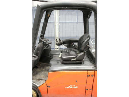 Elektrisk- 4 hjul 2012  Linde E20L-01 (18)