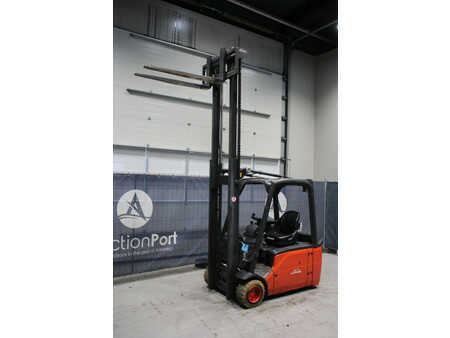 Elektrisk- 4 hjul 2012  Linde E20L-01 (27)