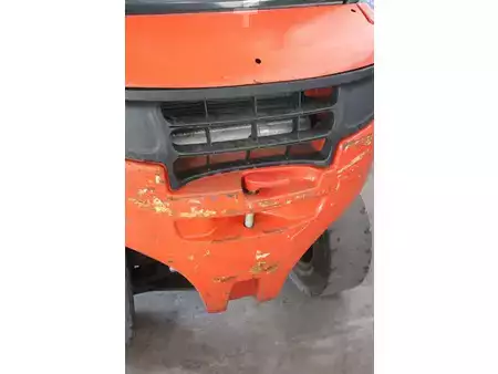 Wózki widłowe diesel 2015  Linde H30D-02 (18)