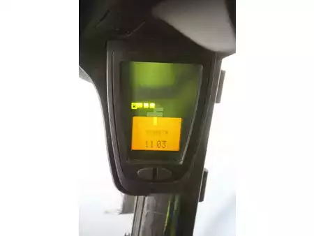 Wózki widłowe diesel 2015  Linde H30D-02 (26)