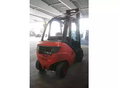 Wózki widłowe diesel 2015  Linde H30D-02 (5)