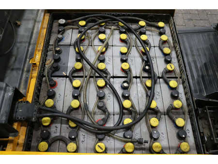 Chariots électriques à 4 roues 1999  Jungheinrich EFG-DF 16L (32)