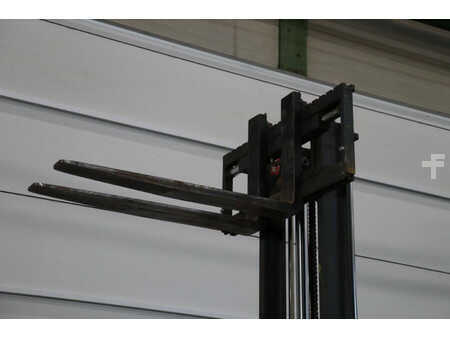 Chariots électriques à 4 roues 1999  Jungheinrich EFG-DF 16L (38)