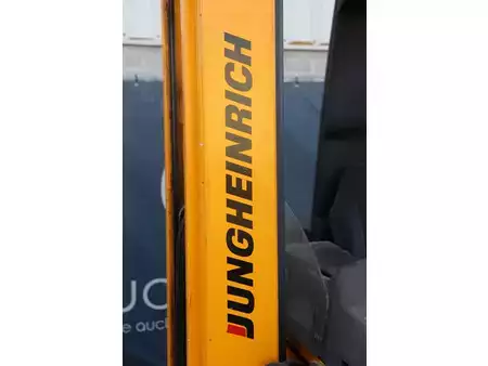 Työntömastotrukki 2010  Jungheinrich ETV 112 (14)