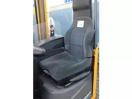 Työntömastotrukki 2010  Jungheinrich ETV 112 (19)