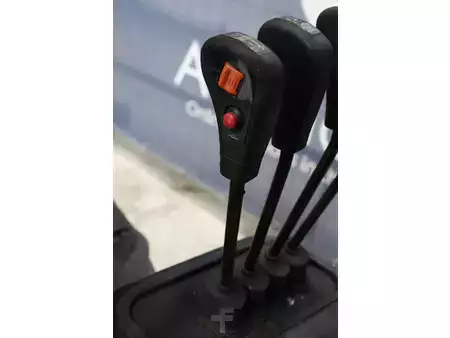 Dieselstapler 2017  Hyundai 25D-9 (32)