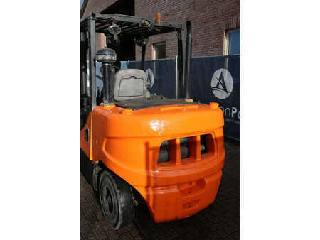 Carrelli elevatori diesel 2012  Doosan D45SC-5 (17)
