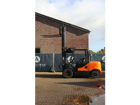 Carrelli elevatori diesel 2012  Doosan D45SC-5 (32)