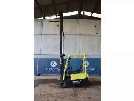Elektro 4 Rad 2017  Hyster J2.0XNT LWB (24)