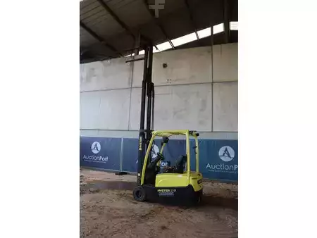 Elektro 4 Rad 2017  Hyster J2.0XNT LWB (25)