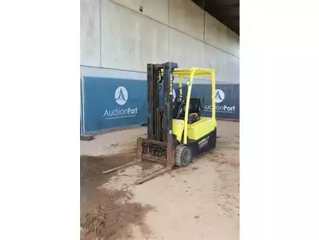 Elektro 4 Rad 2017  Hyster J2.0XNT LWB (9)