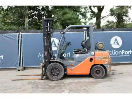 Gas truck 2008  Toyota 8FGJF35 (2)