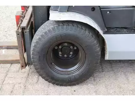 Empilhador diesel 2005  Nissan FL01A15 (12)