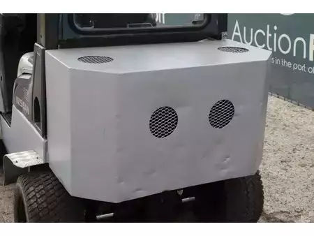 Empilhador diesel 2005  Nissan FL01A15 (15)