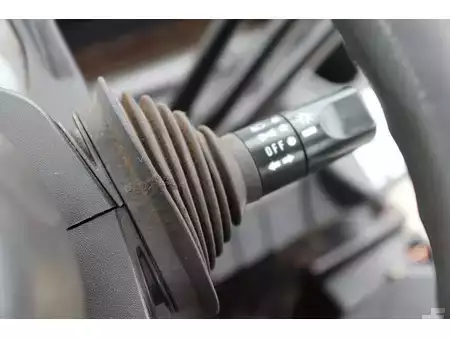 Empilhador diesel 2005  Nissan FL01A15 (24)