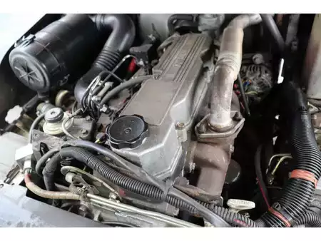 Empilhador diesel 2005  Nissan FL01A15 (28)