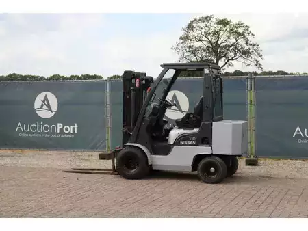 Empilhador diesel 2005  Nissan FL01A15 (3)