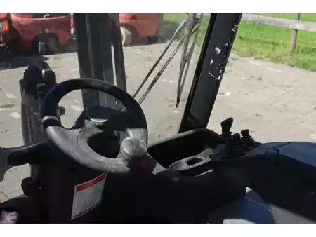 Elektryczne 4-kołowe - Fenwick E16 EVO (22)